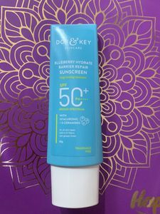 DOT &amp; Key Blueberry hydrated Barrier Repair