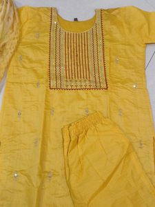 Kurta Set With Dupatta