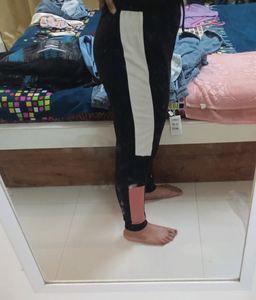 Black Joggers (Women&#39;s)