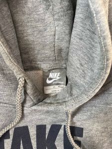 Vintage Nike Hoodie - Take Two Daily