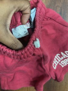 Cute Zara Chicago Hoodie &amp; Shorts Set