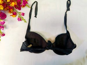 🇳🇿💫♥️ Imported Black Sequin Bikini Top