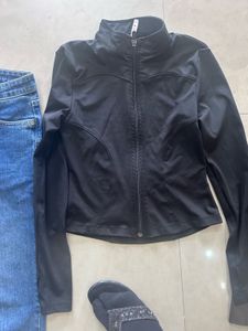 4 Sets Of New Cloths Premium