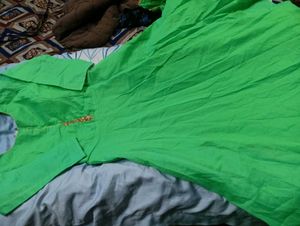 Green 💚 Gawn With Heavy Embroidery Shurug