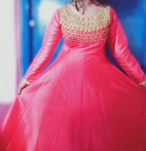 GORGEOUS 💞 PARTYWEAR GOWN OUTFIT IN HOT PINK ♥️ C