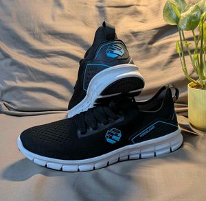 Sport Shoes Woodland Size 8🔥🔥