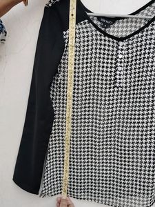 The Vanca Brand Top