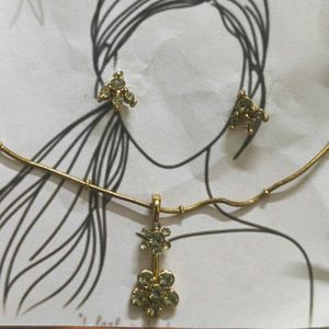 Olive Green Jewellery Set