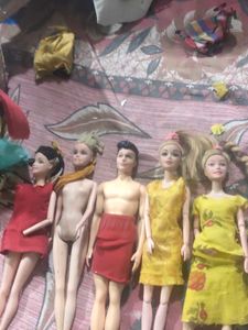 5 Doll Combo Including 1 Ken