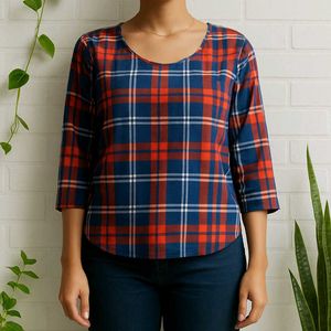 Plaid 3/4 Sleeve Top