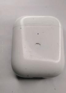 Earbuds With Cable Protector
