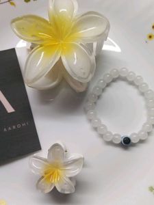 Bracelet &amp; Hair Accessories combo