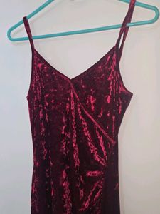 Glam 1 Piece - Velvet In Red Color To Set Bar Hot