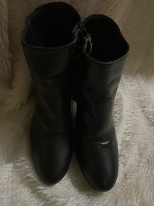 ELLE Leather Black Ankle Boots