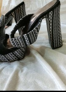 Black Block Heels🖤