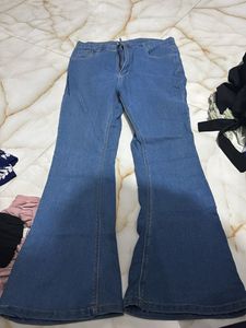 Flared Jeans