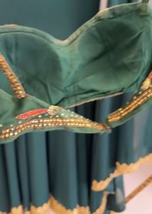 Elegant Green lehenga Set &amp; Dupatta