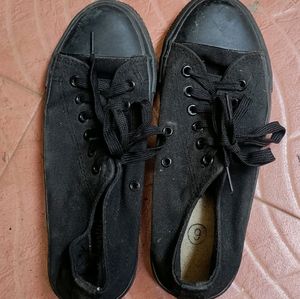 Plain Black Sneakers