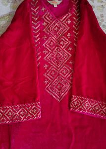 Myntra velvet short kurti for women ❤️