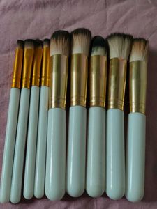 Makeup Brush Set - 9 Piece, Or One Hair Clips Free