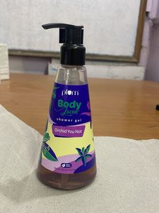 Plum Body Lovin&#39; Shower Gel
