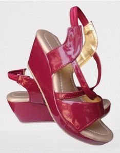 Burgundy heels 5.5-7.5 years