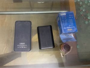 2 Power Banks And Speaker