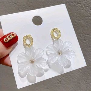 Floral Drop Earrings