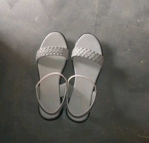Versatile Women Flat And Sandals