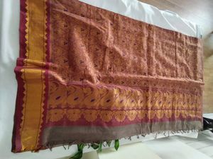 Grey and Maroon Saree (Women&#39;s)