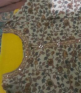 Floral Print Kurti Set