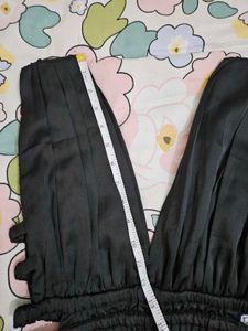Elegant Black Side Cut-Out Dress