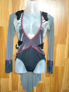 Beautiful Dance Costume 19 oct10