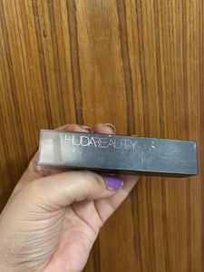 Huda Beauty Foundation
