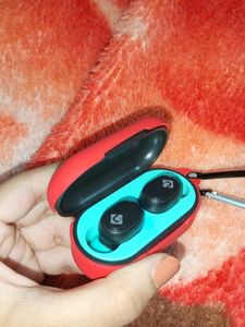 U&amp;i Born To Win Airpods