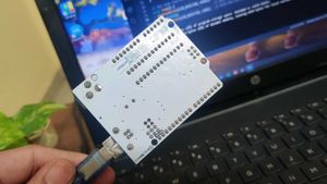 Arduino Uno With It&#39;s Cable 🦆