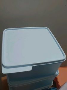 2.5 Ltr New Fresh Tupperware