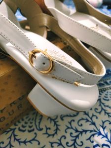 Shoetopia Women White Heels