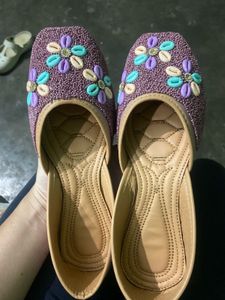 New Embroidered Casual jutti