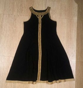 Ajio&#39;s Anarkali-Black With Gold Border
