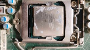 Working Core I3 Processor.with Fan