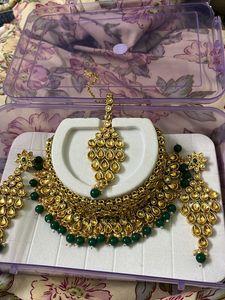 Green Pearls Set With Amazing Design