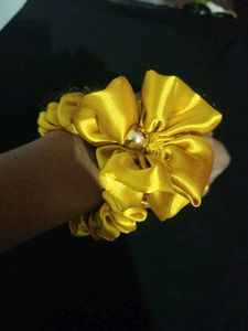 Floral Scrunchies Pack Of 4