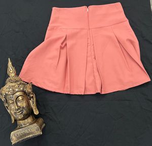 Women’s Premium Skirt 28 Waist