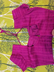 Elegant multicolour Saree with Blouse