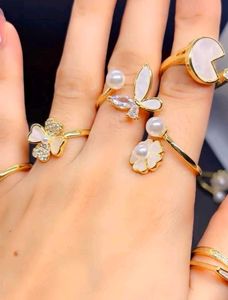 Floral Pearl Rings