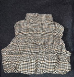 H&amp;M Plaid Cropped Puffer Vest