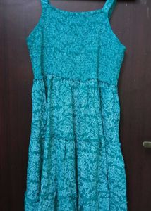 Elegant Green &amp; White Kurta Set