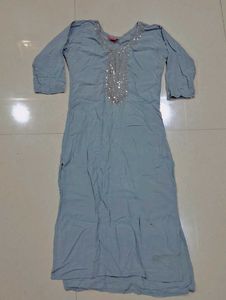 Elegant Grey Embroidered Kurta