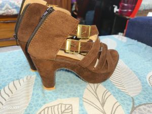 Stylish High Heels Sandals